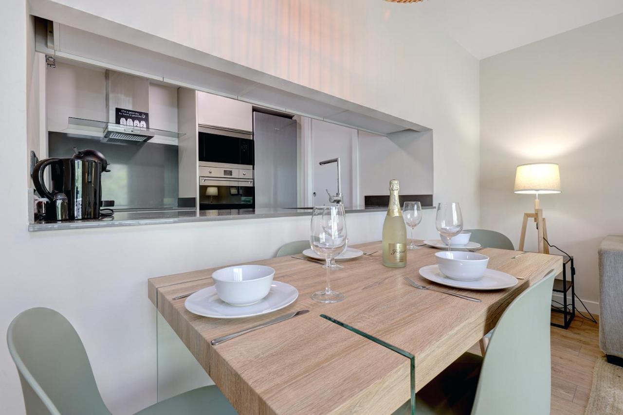Stylish 2 Bedroom Apartment In Estepona Old Town Екстериор снимка