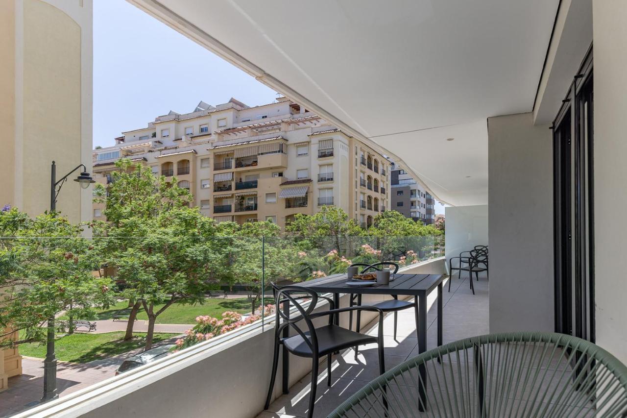 Stylish 2 Bedroom Apartment In Estepona Old Town Екстериор снимка