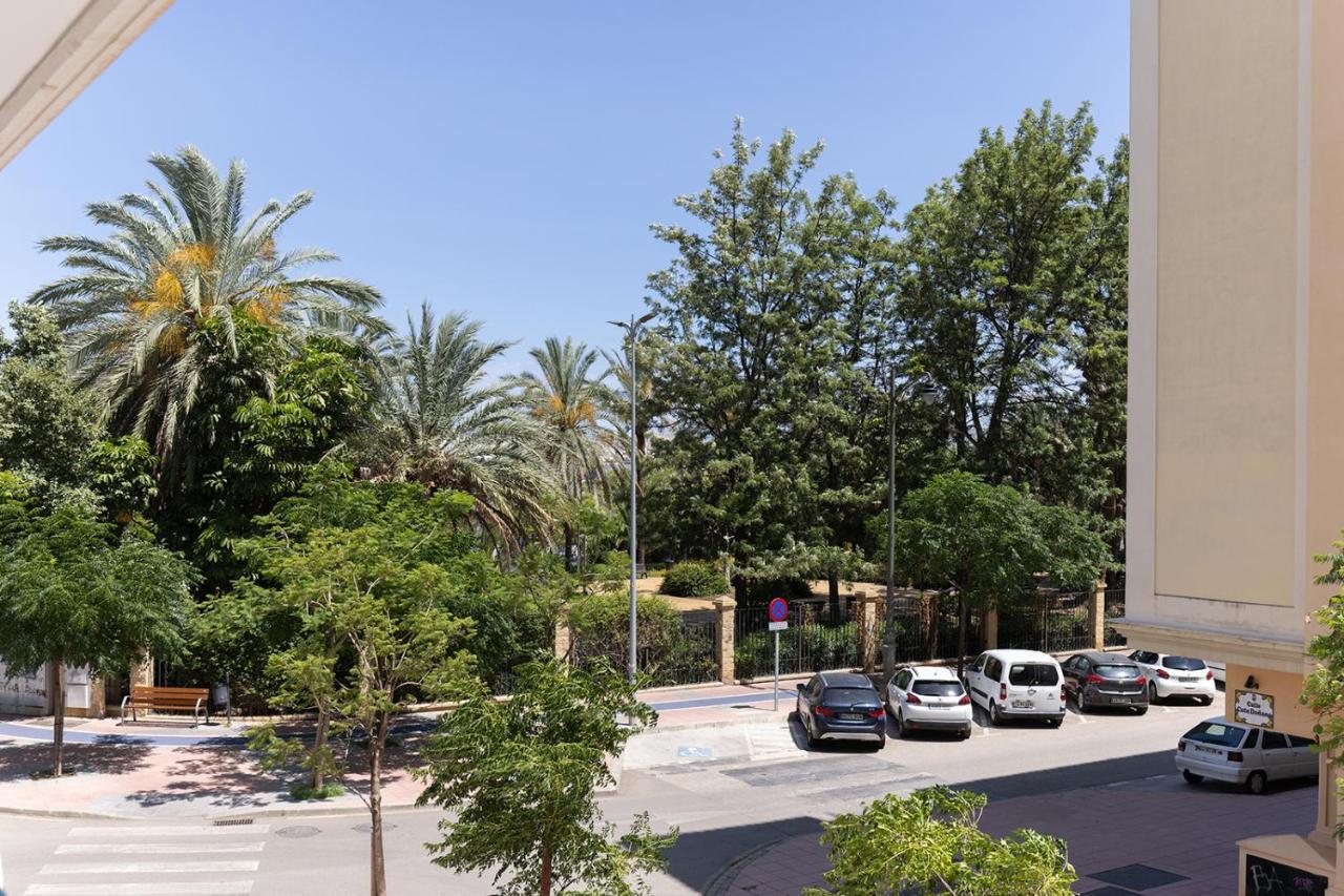 Stylish 2 Bedroom Apartment In Estepona Old Town Екстериор снимка