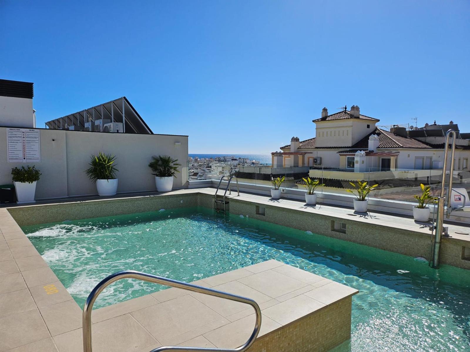 Stylish 2 Bedroom Apartment In Estepona Old Town Екстериор снимка